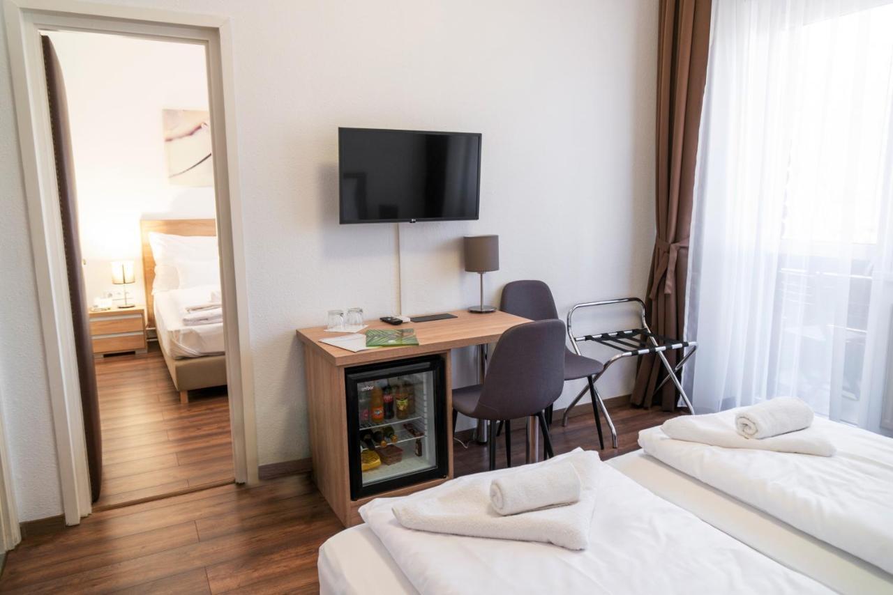 Ozoon Hotel Nyíregyháza 外观 照片