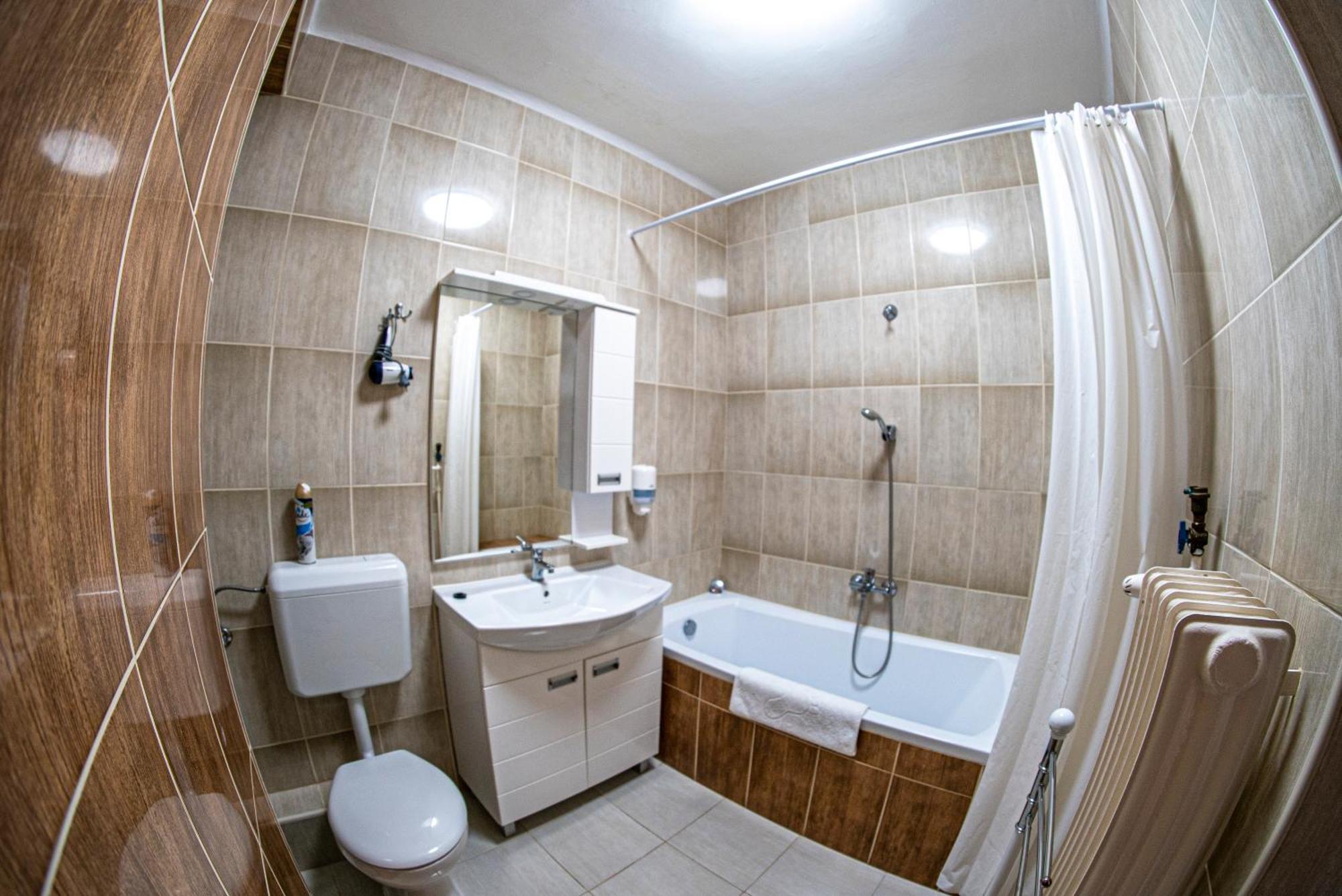 Ozoon Hotel Nyíregyháza 外观 照片