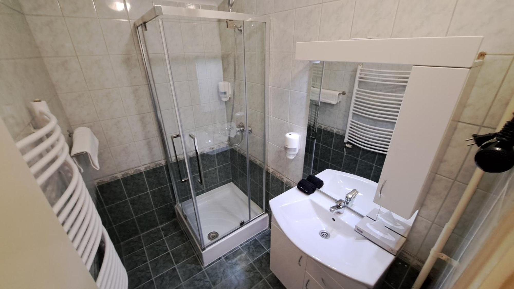 Ozoon Hotel Nyíregyháza 外观 照片